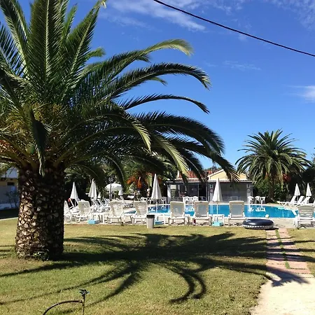 Apartament Tzilios *